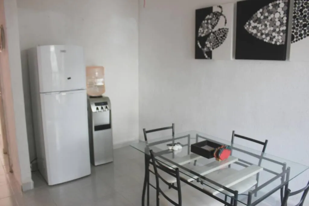 בית נופש הוילה פלאייה דל כרמן Casa Playense Con Alberca Privada