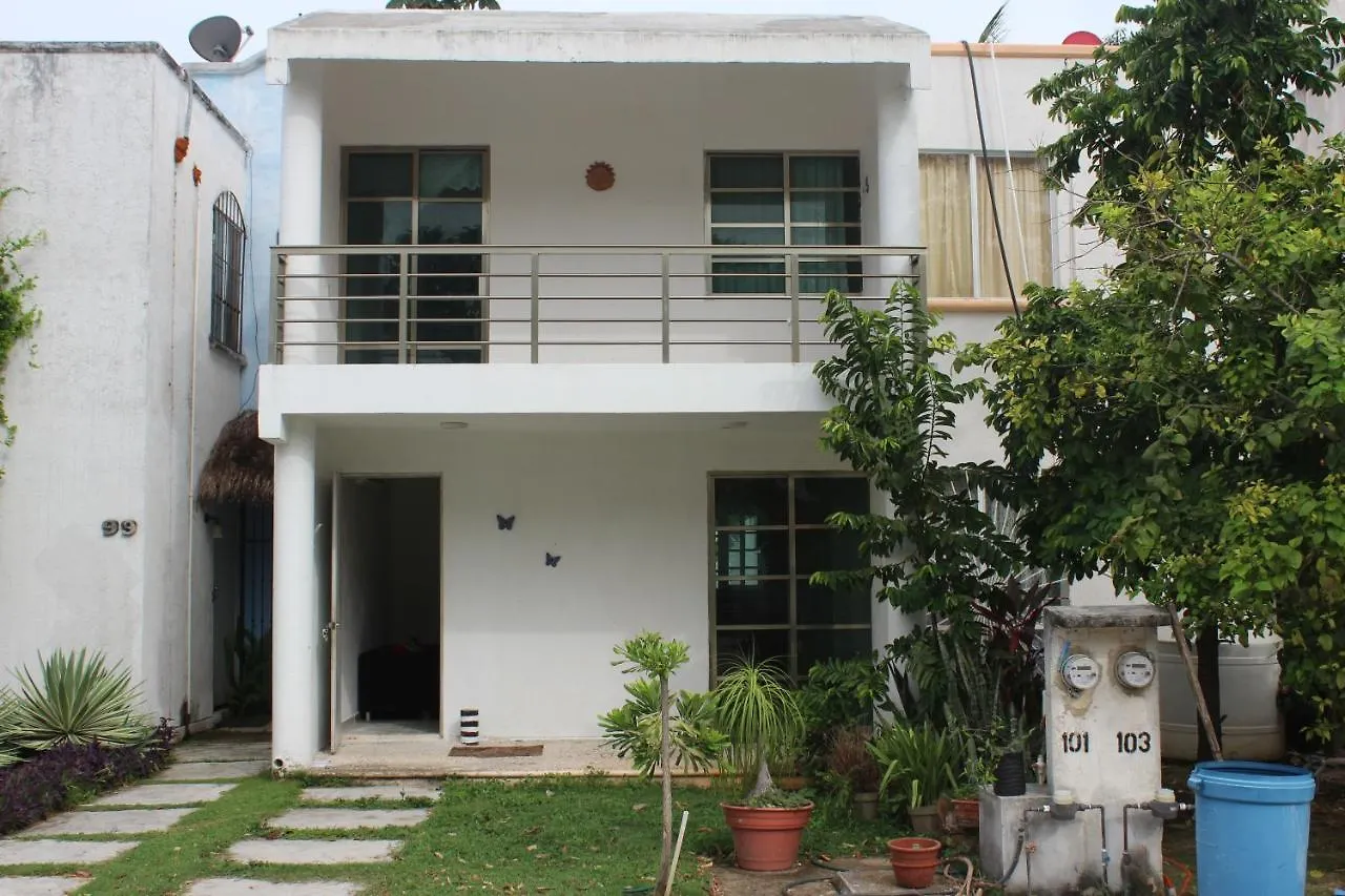 בית נופש הוילה פלאייה דל כרמן Casa Playense Con Alberca Privada